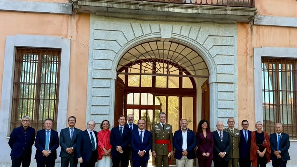 Acto de entrega del Premio de la Academia de Ciencias Sociales y Humanidades de Castilla-La Mancha 2026 al teniente general Francisco Javier Marcos Izquierdo en Toledo