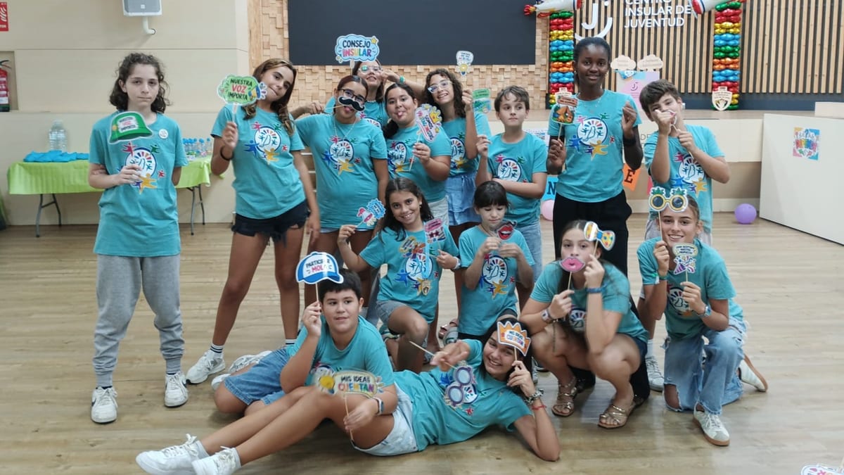 Representantes de UNICEF España durante la evaluación de la candidatura de Fuerteventura como Ciudad Amiga de la Infancia