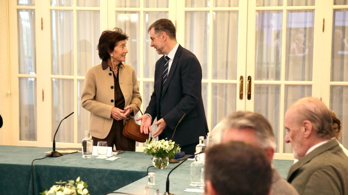 Reunión del patronato de la Fundación Albéniz con participación del consejero de Cultura de Cantabria