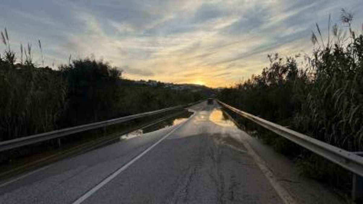 Carretera CV-700 reabierta tras trabajos de limpieza y reparación por dana