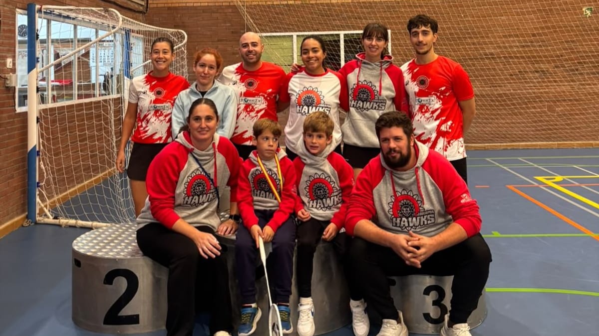 Equipo de bádminton Hawks Paracuellos en competición
