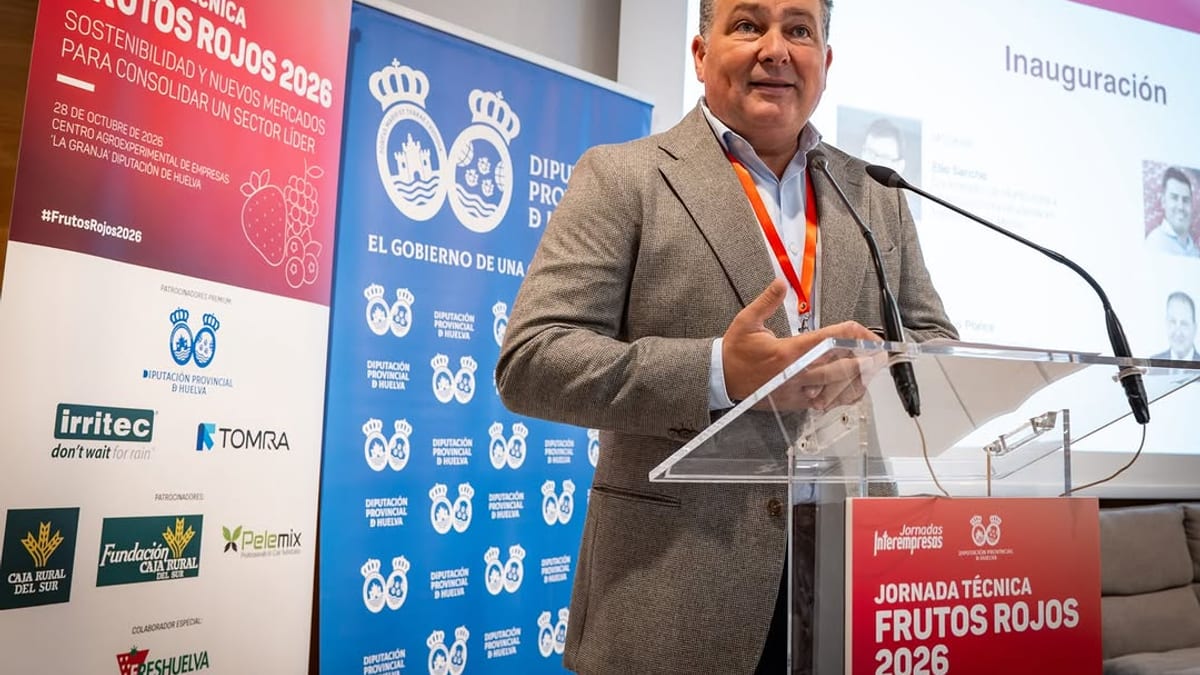 David Toscano Contreras en la inauguración de la II Jornada Técnica de Frutos Rojos en el Centro Agroexperimental La Granja de la Diputación de Huelva