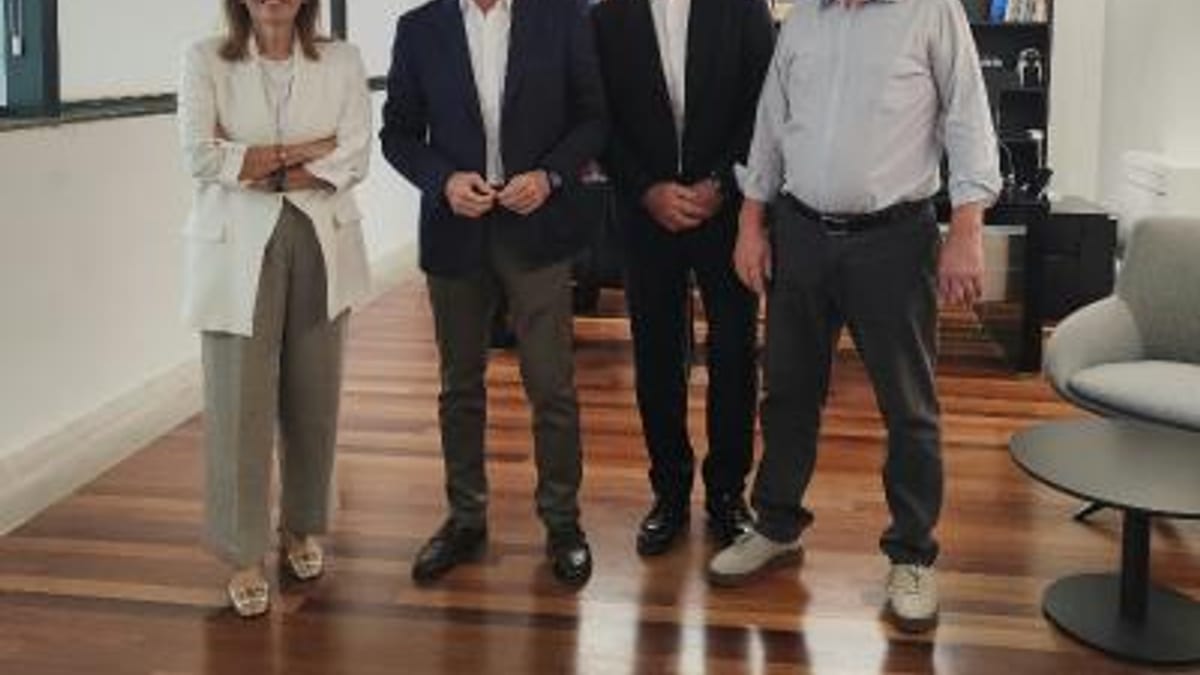 Encuentro entre responsables del Institut Valencià de Finances y Femeval para reforzar colaboración en financiación de empresas del metal