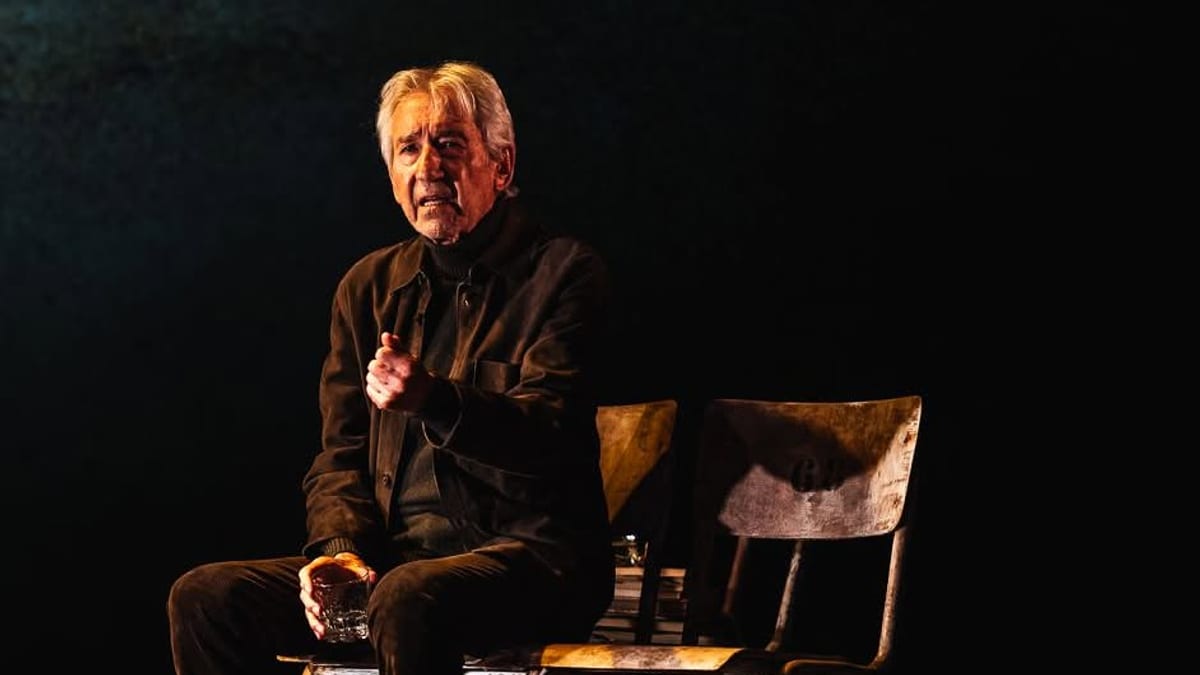 Cartel promocional de las representaciones teatrales con José Sacristán en el Teatro Bretón de Logroño