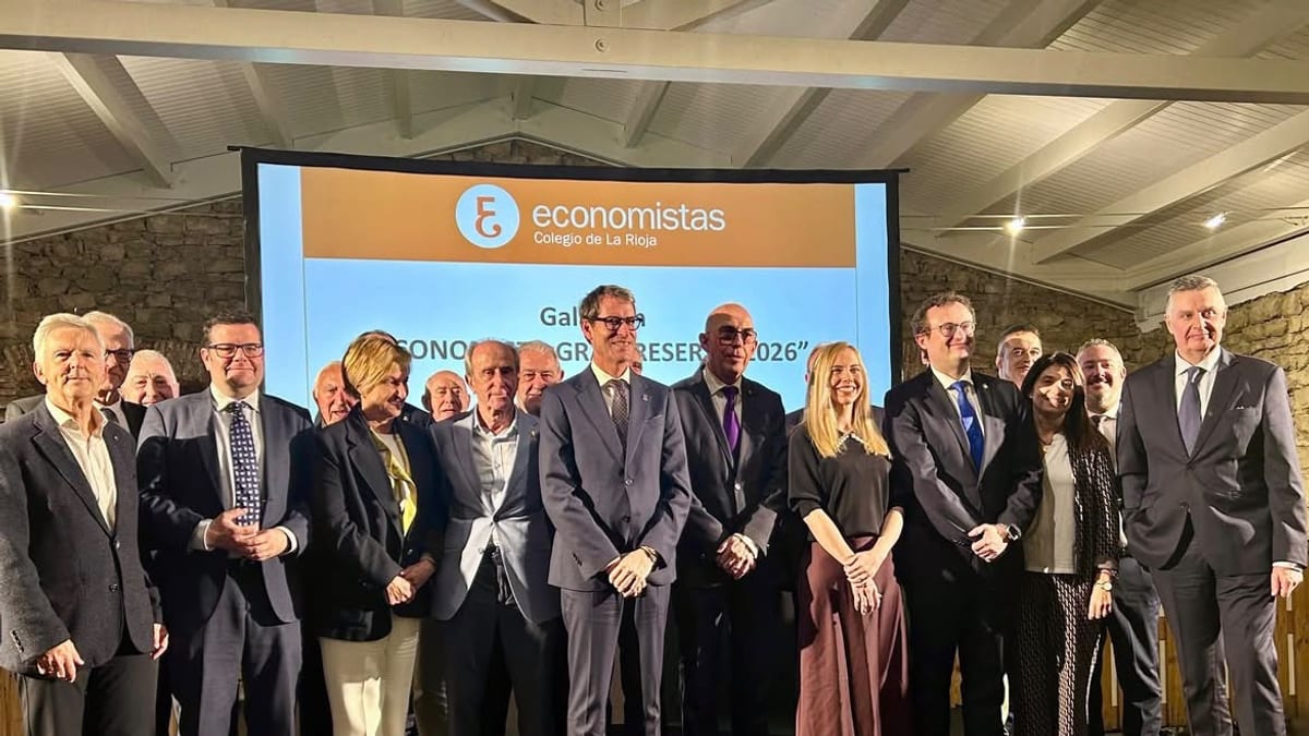 Acto de entrega del Galardón Economista Gran Reserva 2026 con la concejala Leonor González