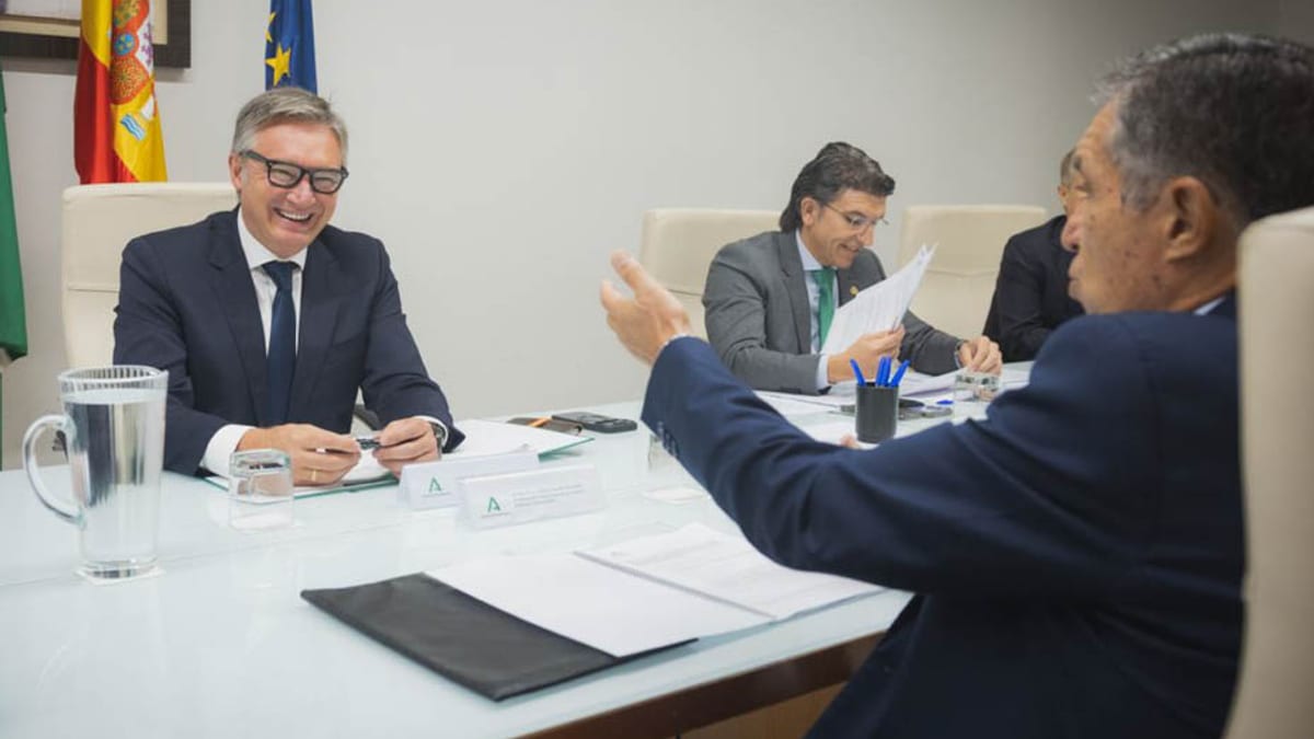 Reunión de la Comisión Mixta entre autoridades de la Junta de Andalucía y el Tribunal Superior de Justicia de Andalucía