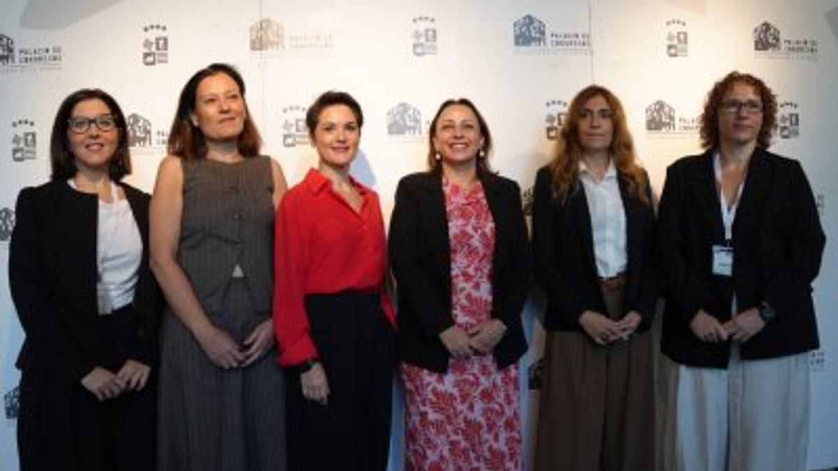 Raquel del Puerto inaugura las III Jornadas Extremeñas de Lactancia Materna en el Palacio de Congresos de Villanueva de la Serena