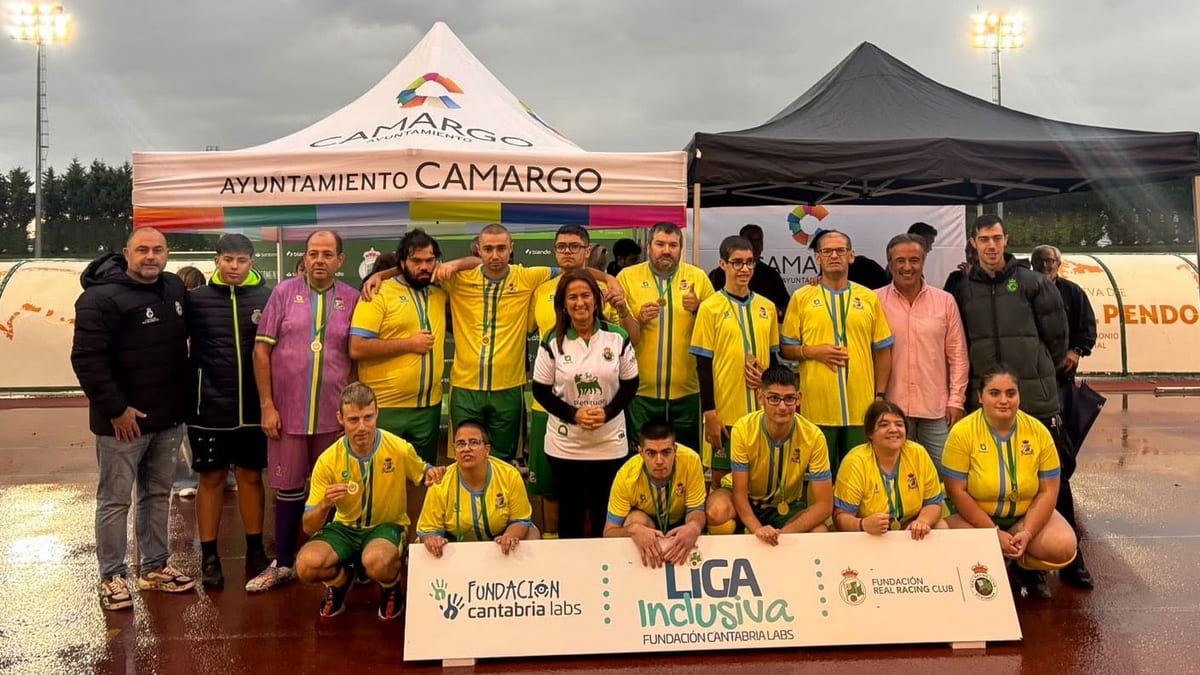 La consejera Gómez del Río en la primera jornada de la Liga Inclusiva Fundación Cantabria Labs