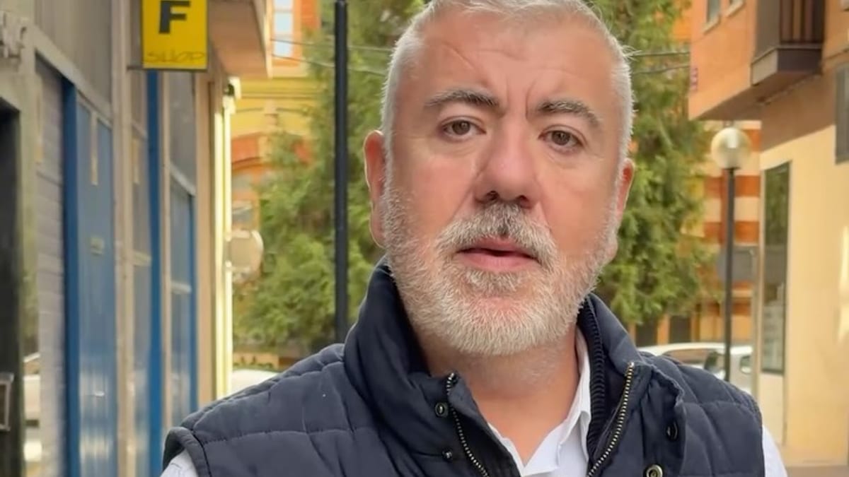 Cartel informativo sobre la campaña de asfaltado y refuerzo de firmes de Logroño