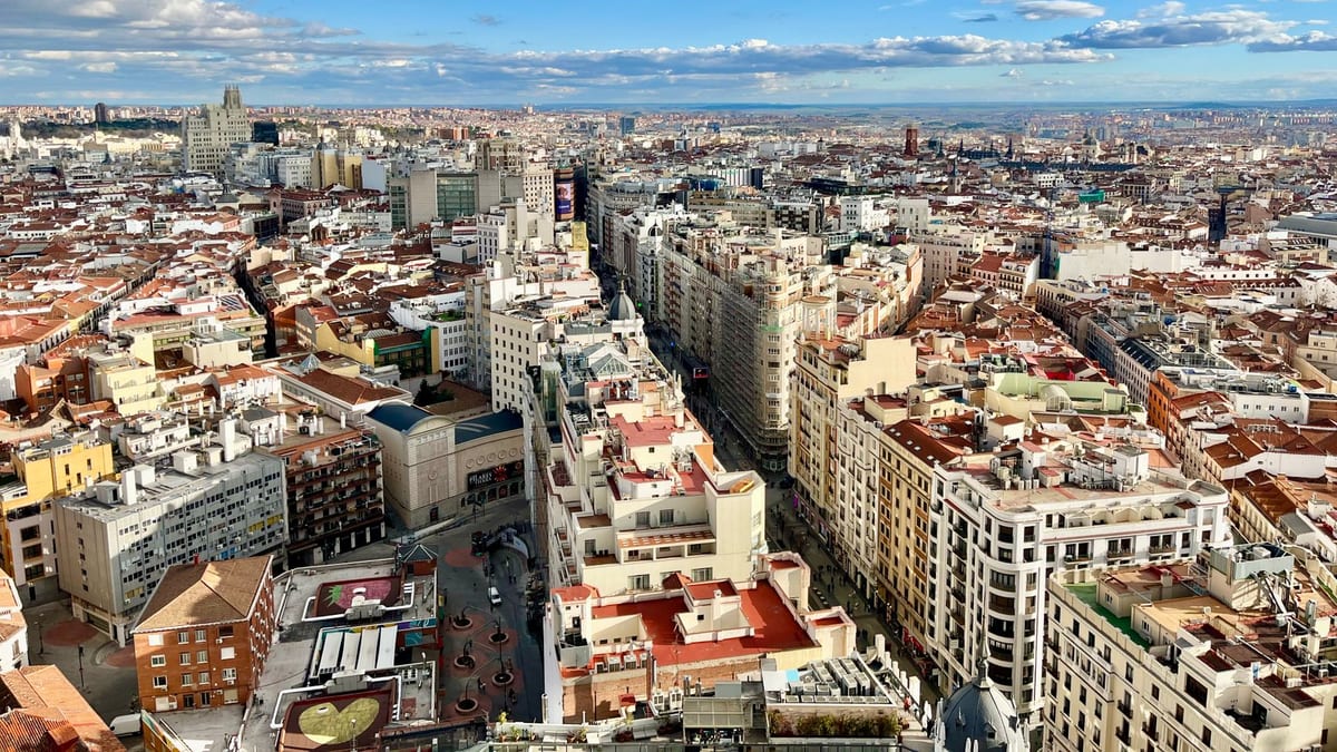 Aprobación de Presupuestos Generales 2027 en la Real Casa de Correos de Madrid