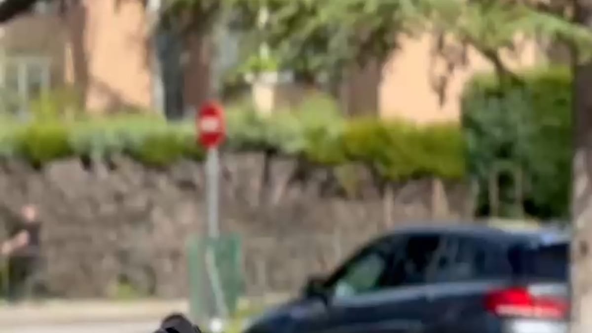 Cartel de campaña del Ayuntamiento de Majadahonda sobre plazas reservadas para personas con movilidad reducida
