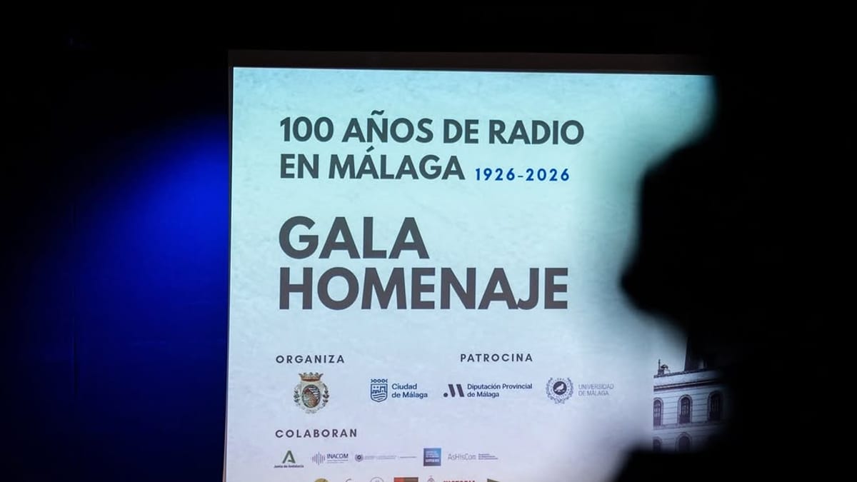 Gala conmemorativa del centenario de la radio en Málaga 1926-2026 en el Auditorio Edgar Neville con asistencia del alcalde