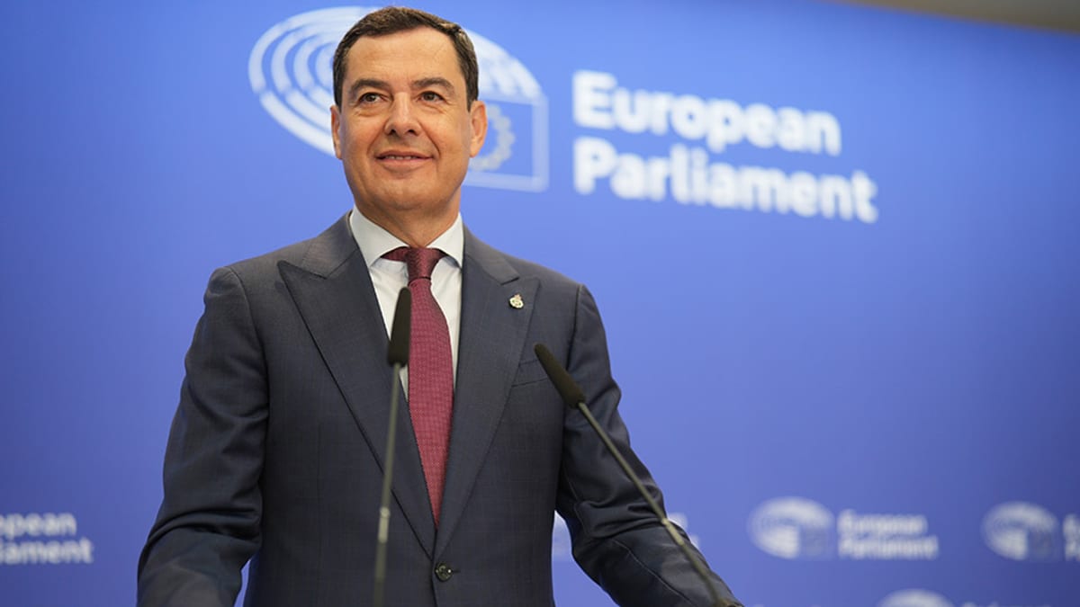 El presidente de la Junta de Andalucía interviene sobre el papel de las regiones en Bruselas y el Marco Financiero Plurianual europeo