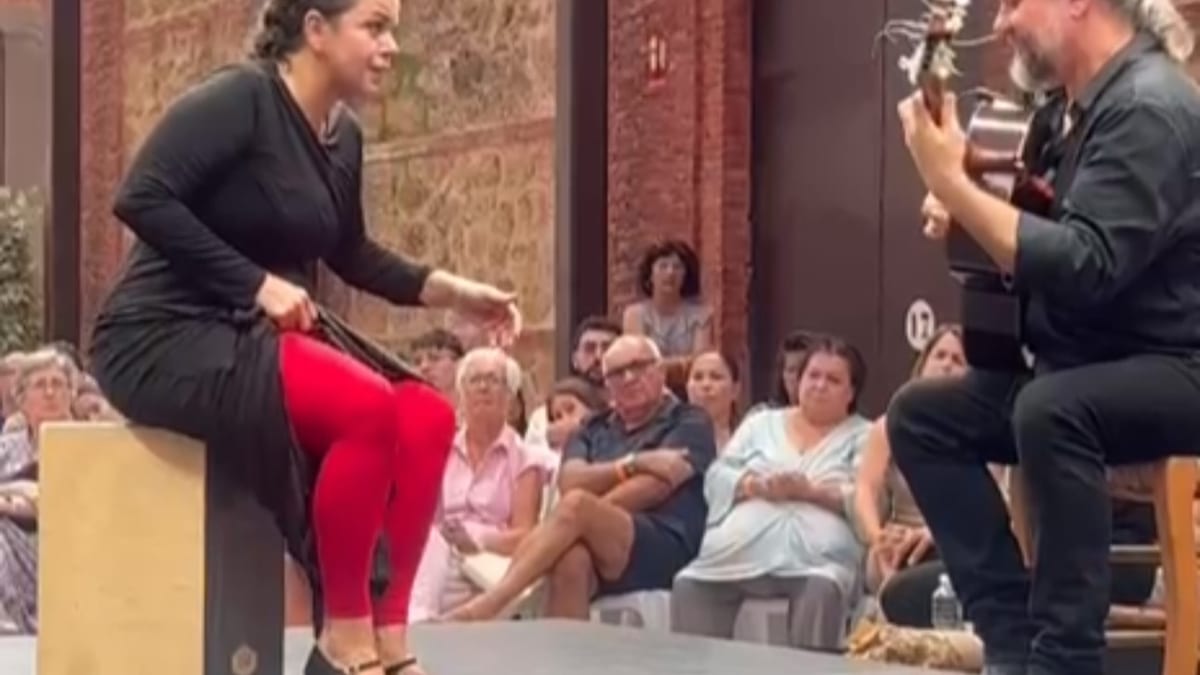 María Moreno durante la presentación de 'Verso de amor' en los Depósitos de Cádiz