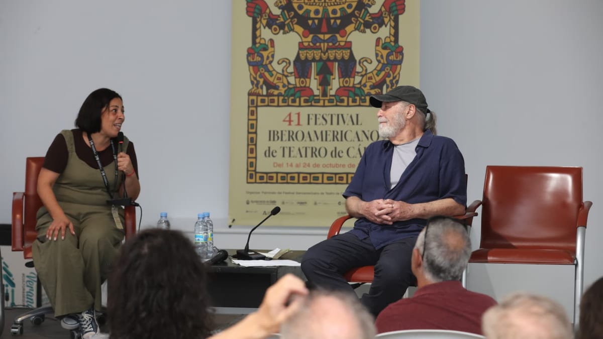 Mauricio Kartun durante la clase magistral en el Festival Iberoamericano de Teatro de Cádiz