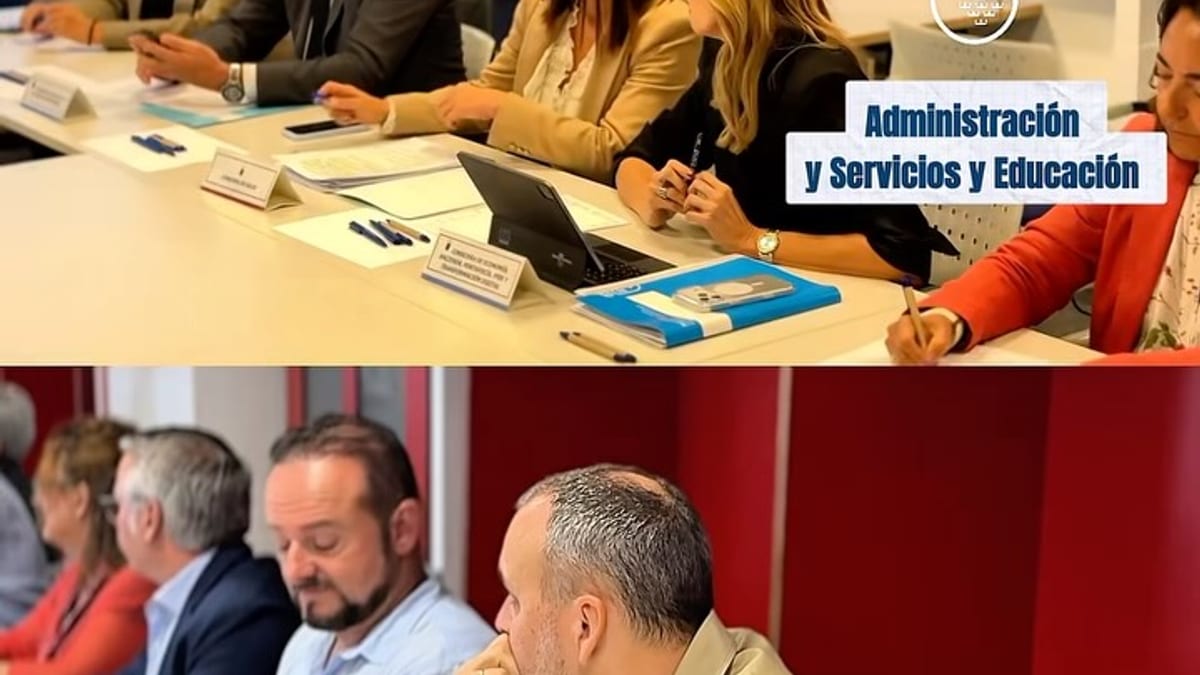 Cartel informativo sobre acuerdos de la Mesa General de Función Pública para mejoras en carrera profesional de empleados públicos