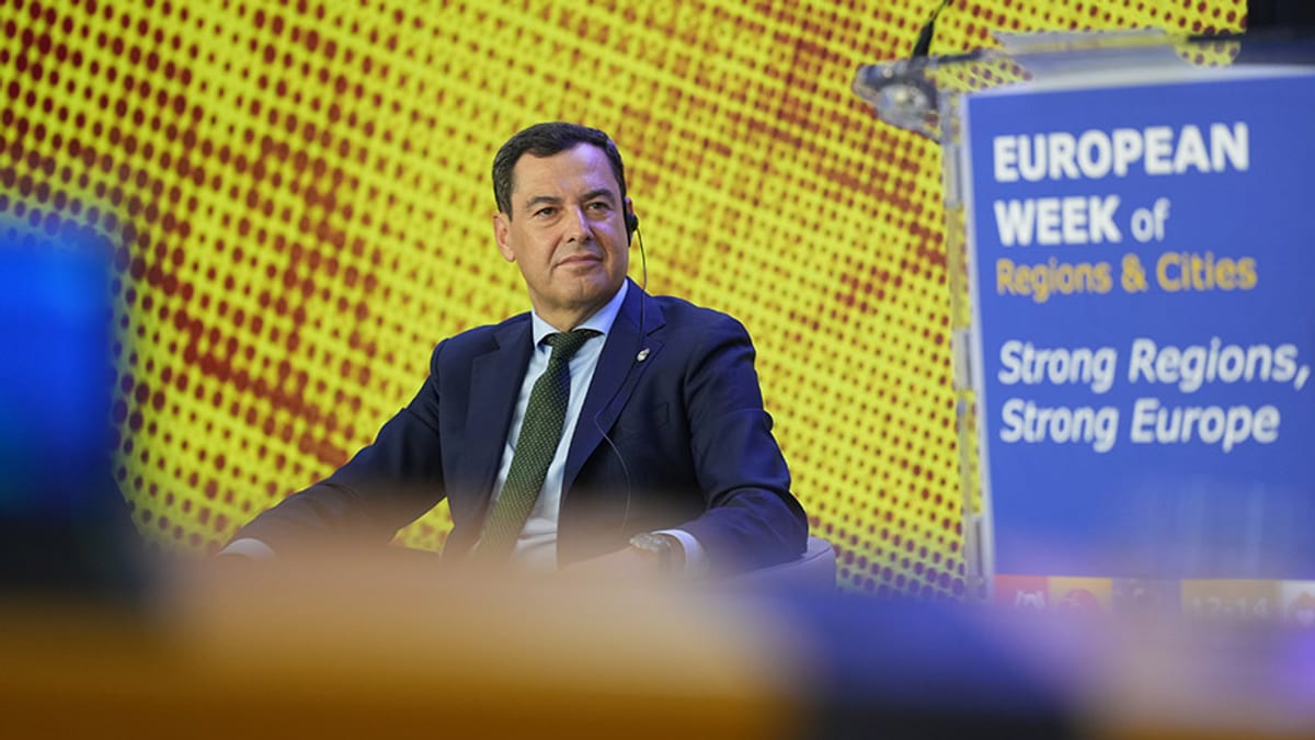 Juan Manuel Moreno, presidente de la Junta de Andalucía, en Bruselas durante la Semana Europea de Regiones y Ciudades