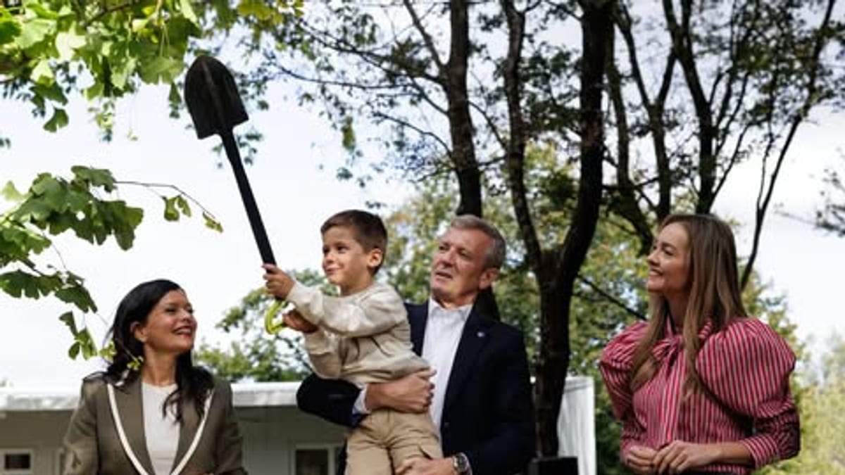 Inauguración de la escuela infantil del Rebullón en Mos con plazas públicas y gratuitas