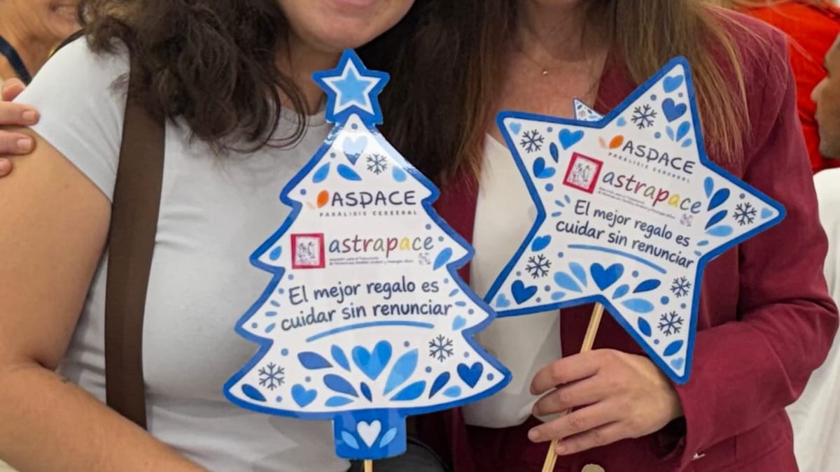 Cartel del manifiesto de ASPACE Murcia por el Día Mundial de la Parálisis Cerebral con el lema 'El mejor regalo es cuidar sin renunciar'