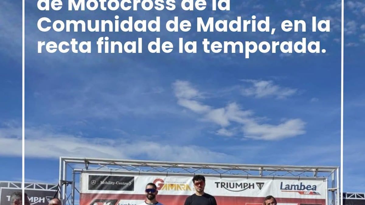 Piloto de motocross en acción durante el MADCROSS disputado en Navalcarnero