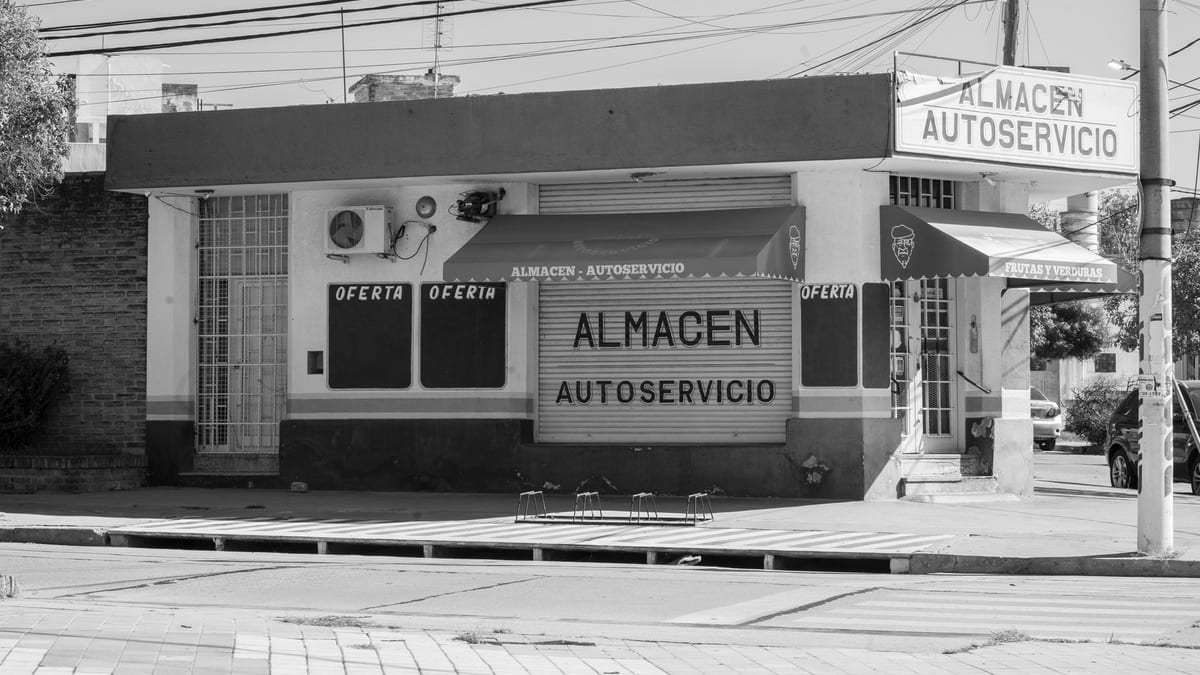Promoción de ofertas y descuentos en comercios locales de Pinto para octubre