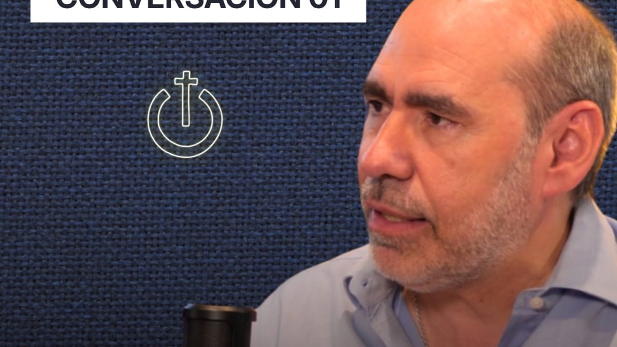 Cartel de la primera conversación de ONLIFE con Rafael Amo Usanos. Texto: La pregunta ha cambiado. Conversación 01.