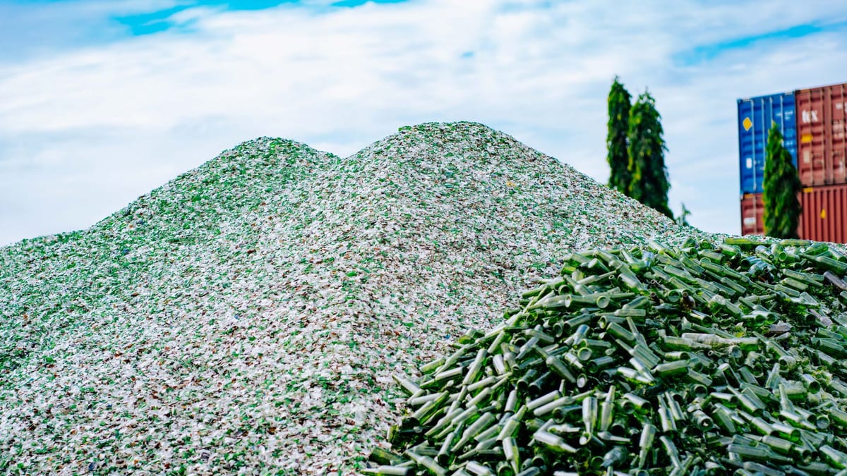 Campaña Ecobarrios de Pinto y Ecovidrio para reciclaje de vidrio
