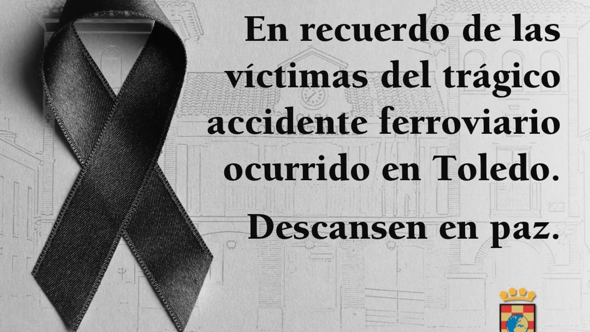 Cartel del minuto de silencio convocado por el Ayuntamiento de Pinto el 28 de octubre en la Plaza de la Constitución en memoria de las víctimas del accidente ferroviario de Toledo