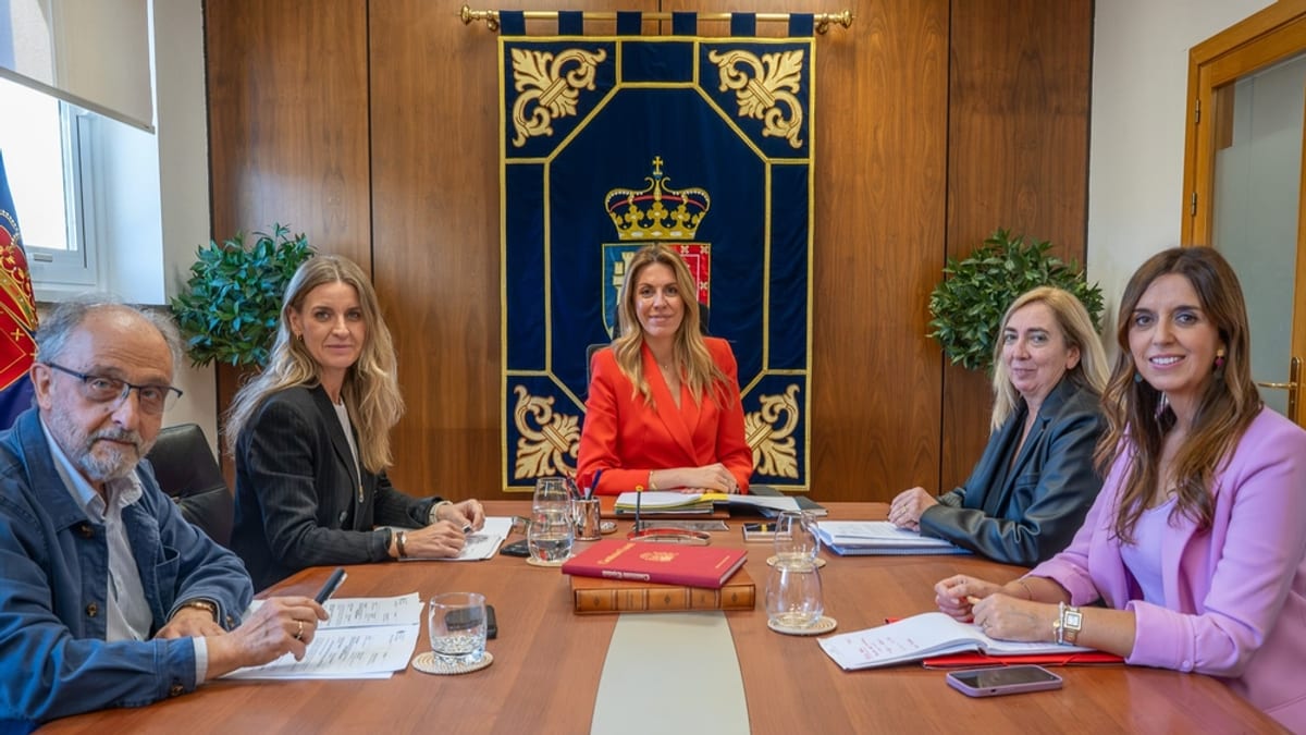 Reunión de la Junta de Gobierno Local de Pozuelo aprobando el presupuesto municipal