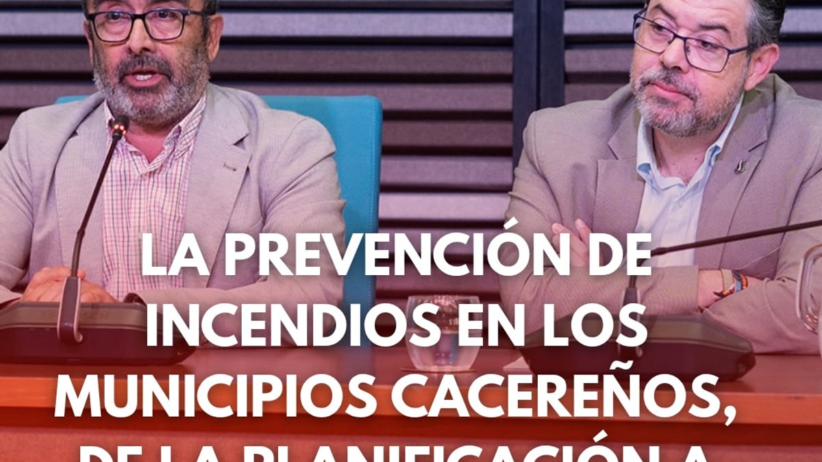 Jornada de trabajo de la Diputación de Cáceres sobre prevención de incendios con representantes políticos y técnicos municipales