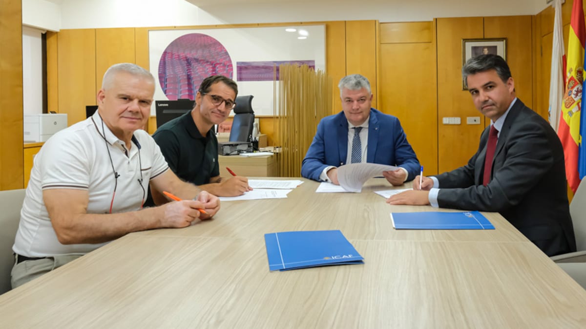 Reunión de firma del primer convenio colectivo del ICAF en Cantabria