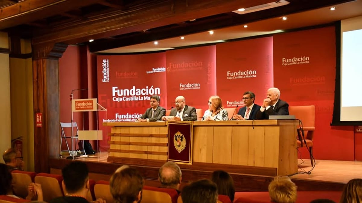 Acto de inauguración del curso 2026-2027 de la Real Academia de Bellas Artes y Ciencias Históricas de Toledo con la asistencia del diputado de Cultura