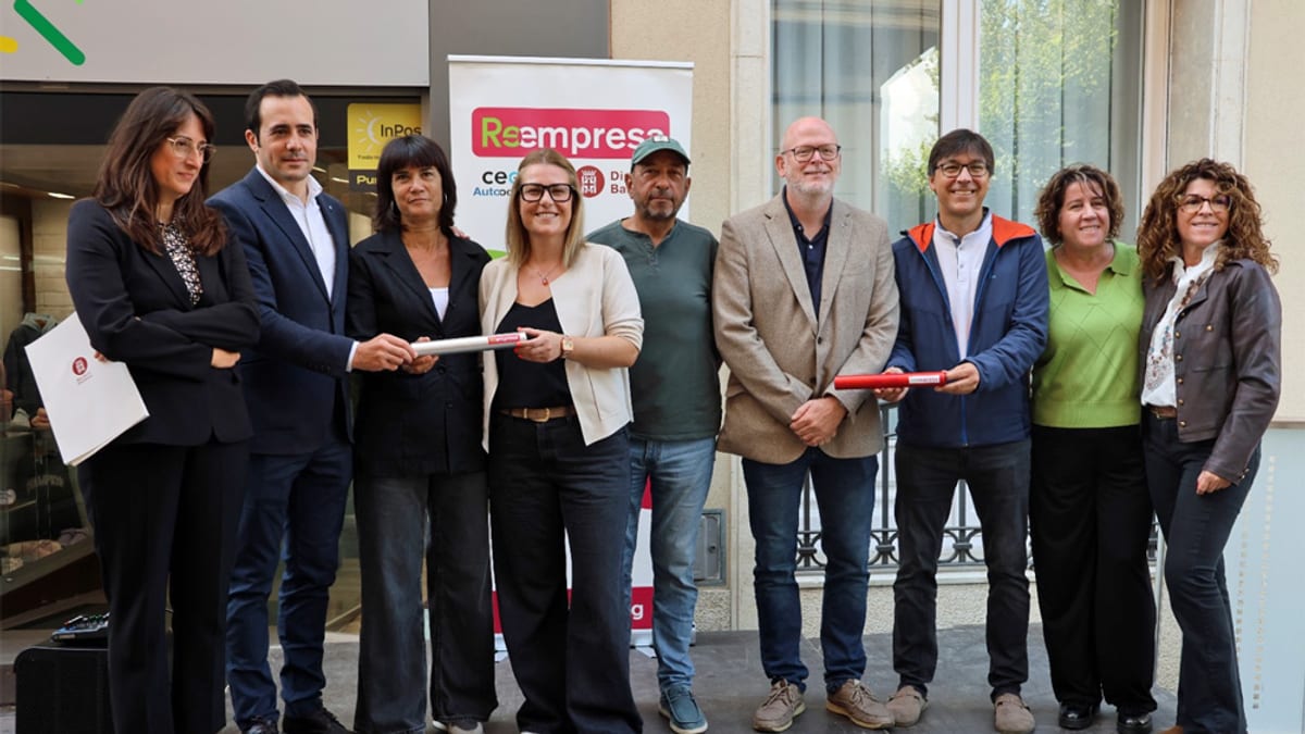 Presentación del programa Reempresa Municipis Petits de la Diputación de Barcelona con representantes institucionales y colaboradores