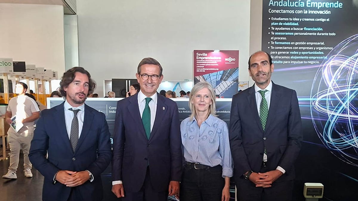 Cartel informativo de Andalucía Emprende sobre Road To Investment, iniciativa colaborativa de Andalucía, Aragón y Galicia para conectar startups con financiación