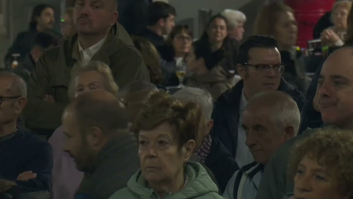 Concentración en la Plaza de la Constitución de San Sebastián de los Reyes en solidaridad con las víctimas del accidente ferroviario de Urda