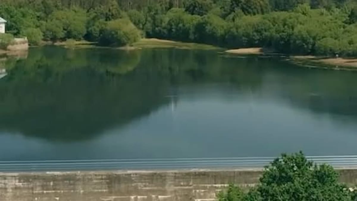 Roi Fernández, director de Augas de Galicia, explica las diferencias entre sequía y escasez de agua