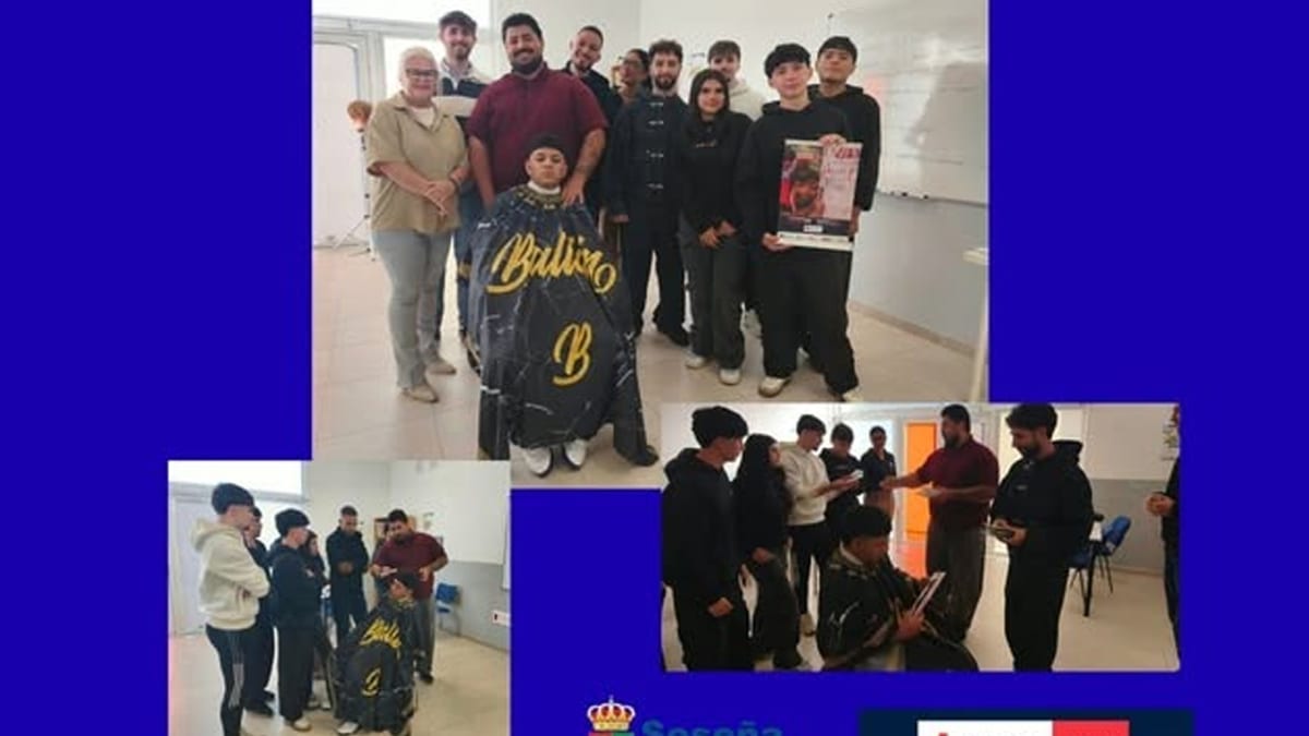 Alumnos y alumnas del curso de Auxiliar de Peluquería y Especialización en Barbería en Seseña