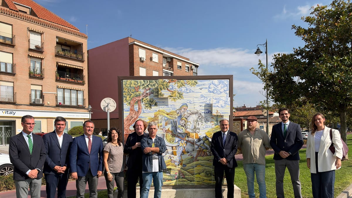Vista de las seis nuevas esculturas cerámicas inauguradas en Talavera de la Reina, que combinan técnicas tradicionales con diseño tridimensional innovador