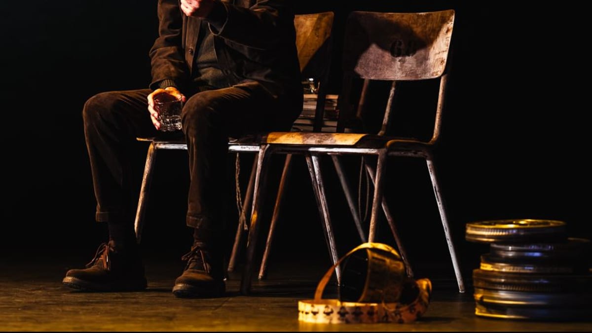 Cartel promocional de 'El hijo de la cómica' con José Sacristán en el Teatro Bretón de Logroño