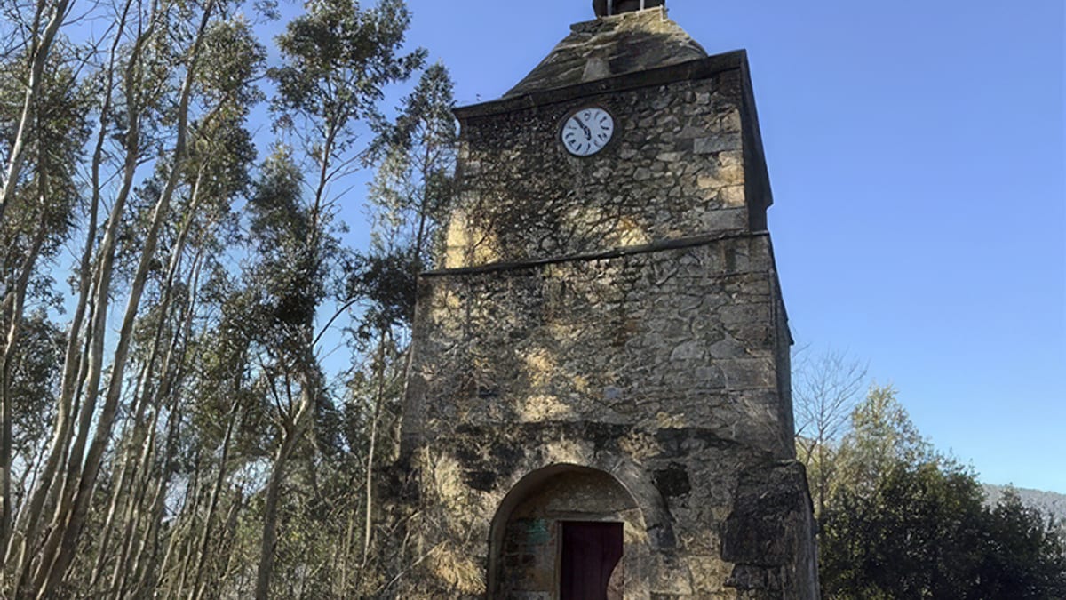 Torre de Otero de Limpias, conocida como Torre del Reloj, en Cantabria