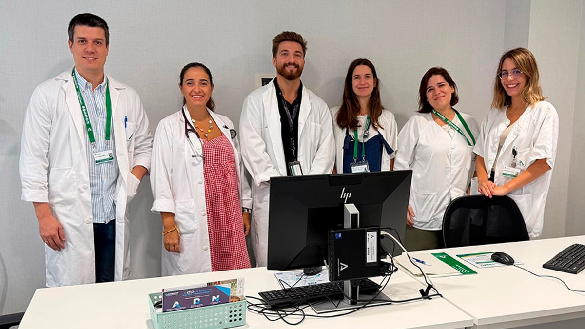 Consulta conjunta de Neumología y Reumatología en el Hospital Torrecárdenas de Almería