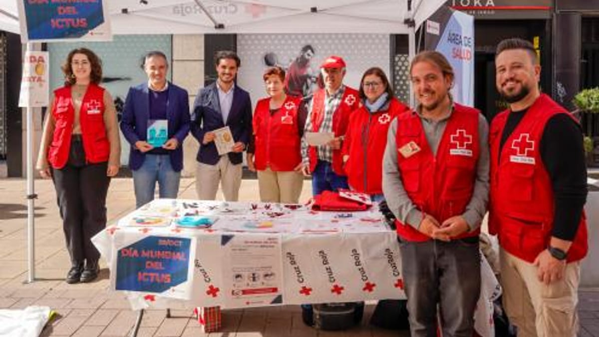 Campaña de concienciación sobre el ictus con presencia de Cruz Roja en Torrejón de Ardoz