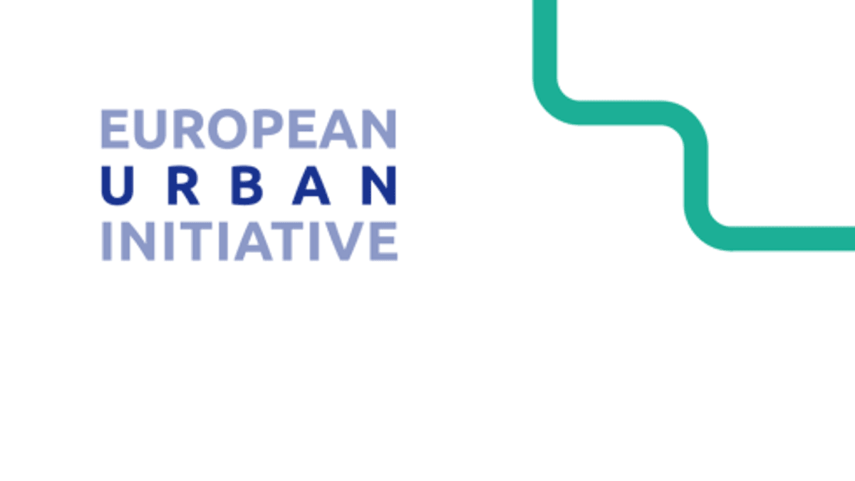 Logo de la Iniciativa Urbana Europea - programa para mejorar estrategias de desarrollo urbano sostenible