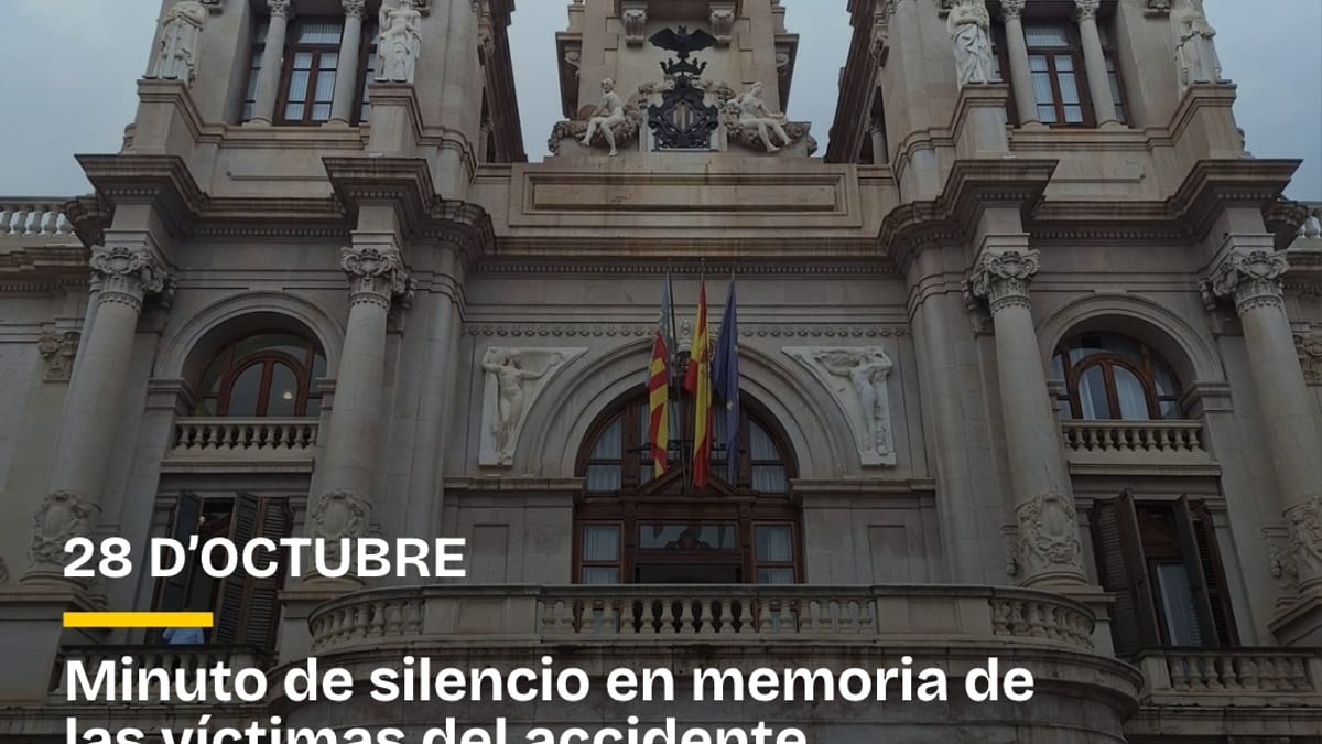 Imagen del Ayuntamiento de Valencia con información sobre el minuto de silencio por las víctimas del accidente ferroviario en Toledo, 28 de octubre a las 20 horas en la plaza del Ayuntamiento
