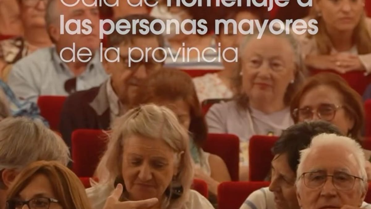 Gala de homenaje a personas mayores de la provincia de Valladolid en el Teatro Zorrilla