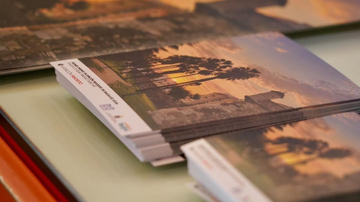 Tarjetas y pósters impresos con la fotografía ganadora del certamen Mi rincón favorito de Badajoz