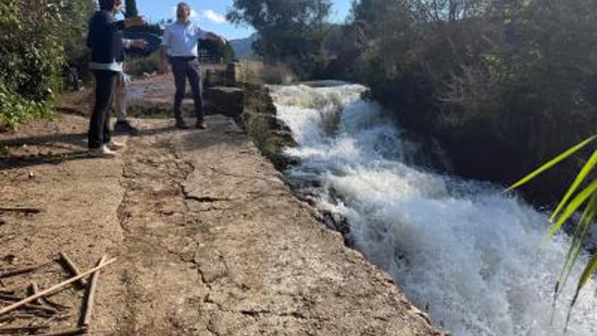 Vicepresidente José Díez durante su visita a municipios afectados por la dana en la comarca de la Safor