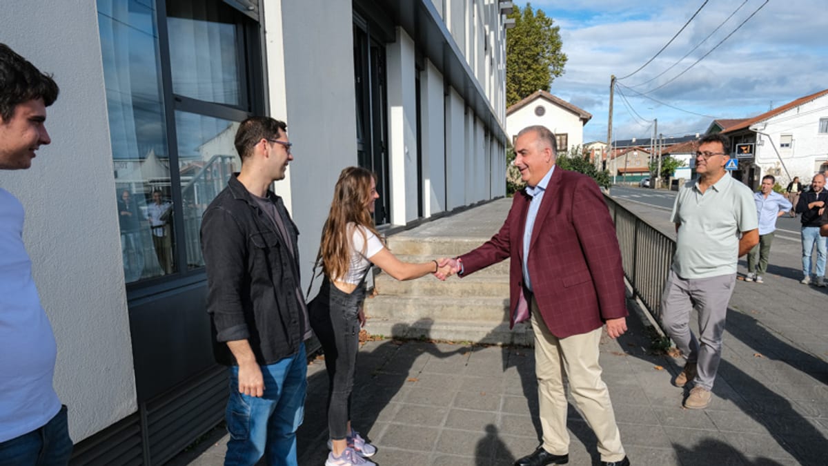 Viviendas de alquiler asequible entregadas en Orejo por el Gobierno de Cantabria